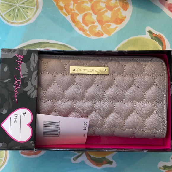 Betsey Johnson Handbags - Brand New Betsey Johnson wallet/wristlet